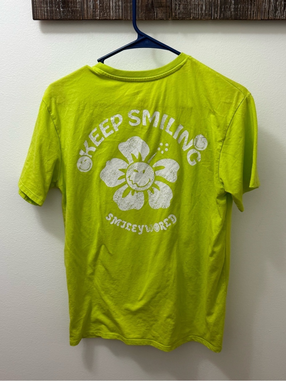 Smiley World Keep Smiling Lime Green Kids T-Shirt